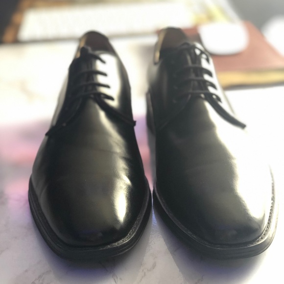 Dress shoes - Picture 3 of 3